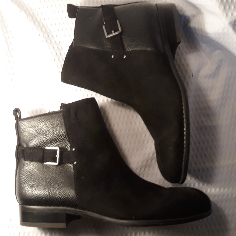 F SARTO VEGAN FRIENDLY LTHR/SUEDE BOOTIES-SZ 6M - Picture 2 of 8